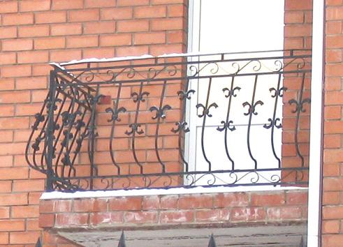 Кованые балконные перила